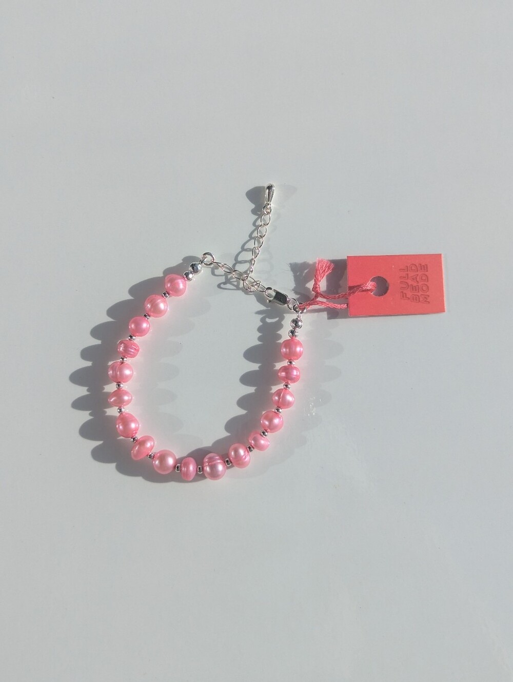 BNWT Full Bead Mode Pearl Bracelet